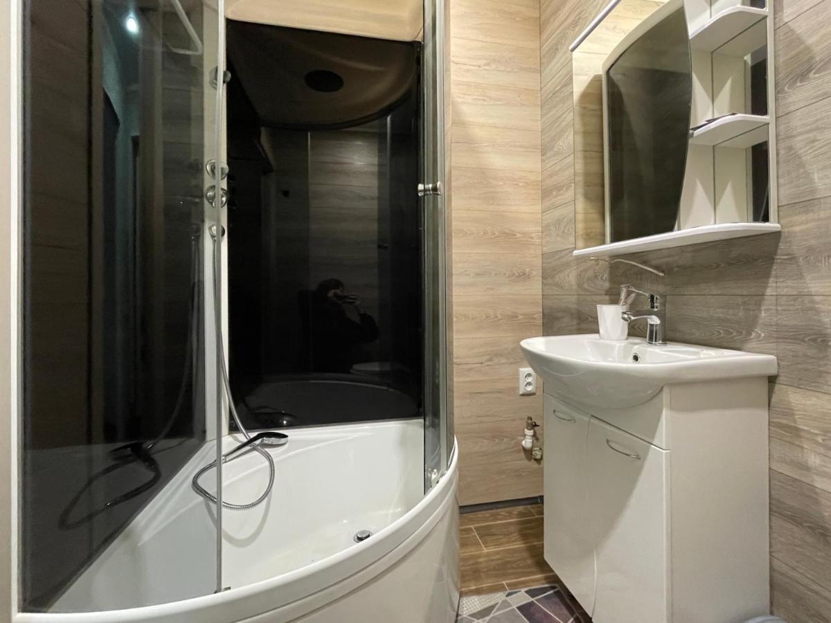 Абая 68 Квартира В Центре, 4 Спальных Места Petropavlovsk Exterior photo