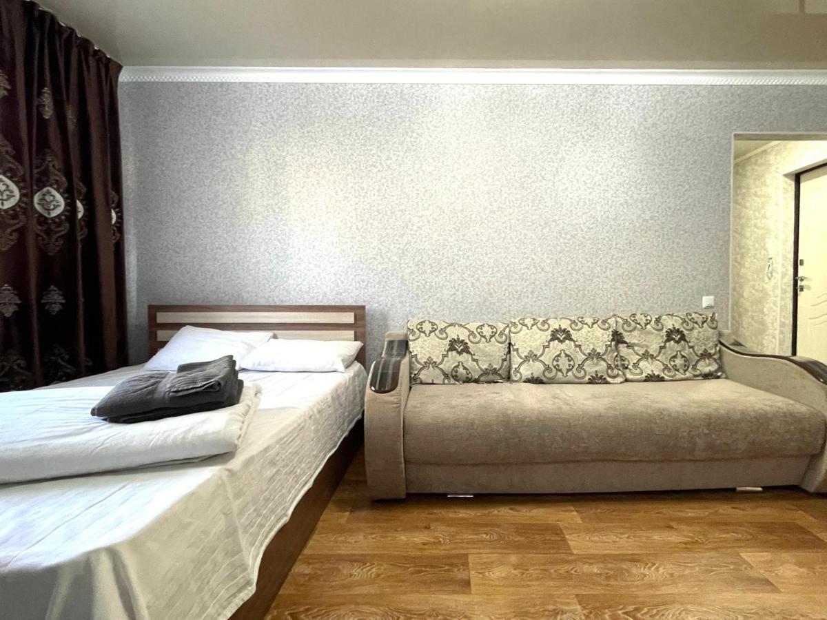 Абая 68 Квартира В Центре, 4 Спальных Места Petropavlovsk Exterior photo